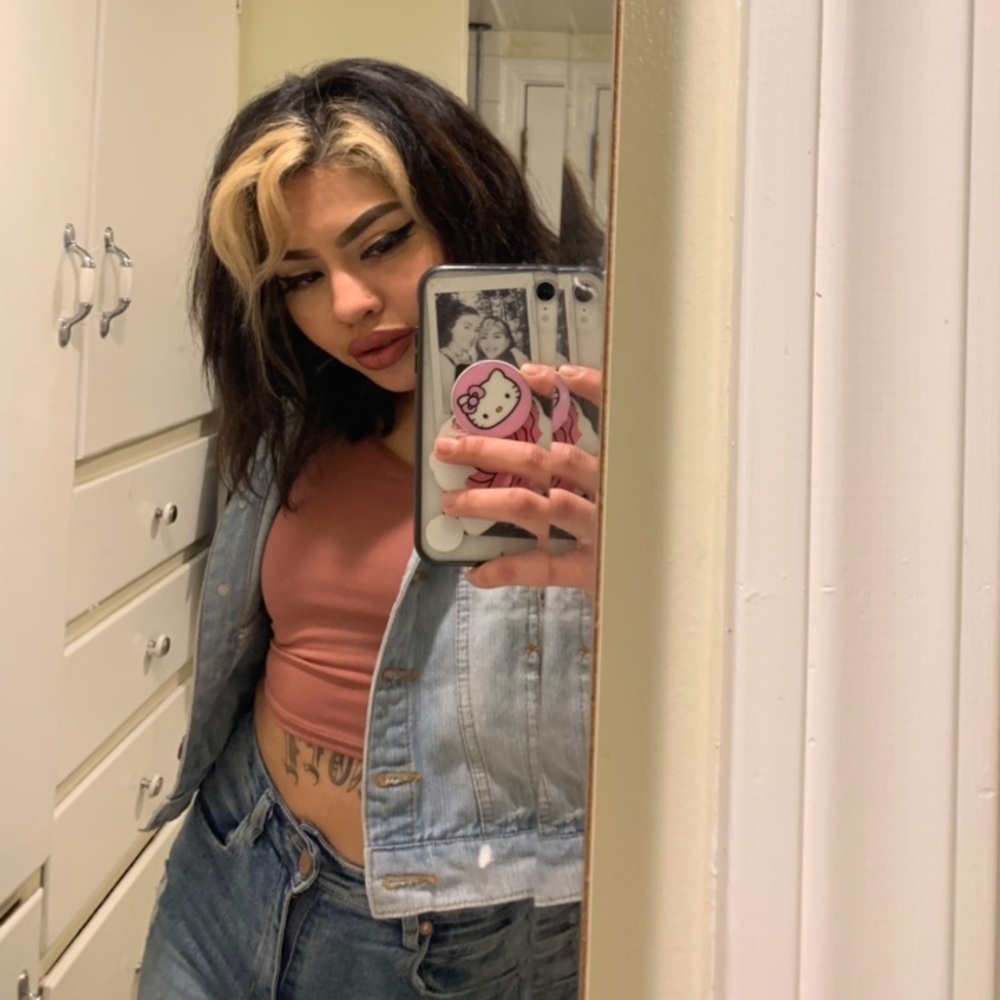 Meet your Posher, Marisol